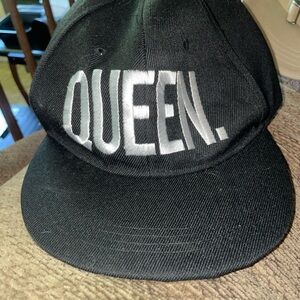 Black QUEEN Cap